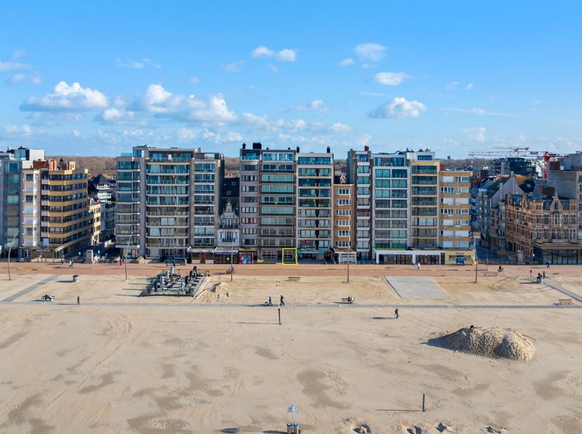 Appartement à vendre
                    à 8660 De Panne