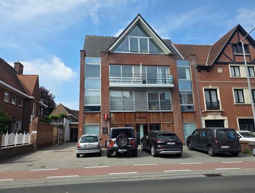                                        Appartement à louer à Kortrijk, € 775
