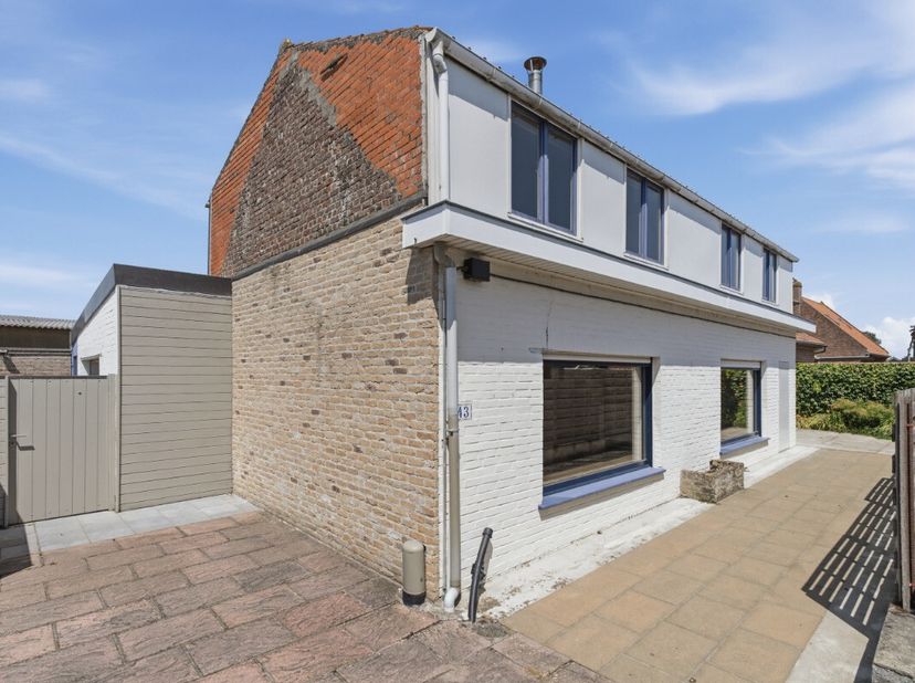 Huis te koop
                    in 8691 Stavele