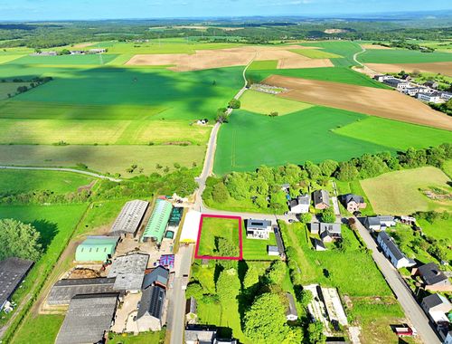                                         Terrain à bâtir à vendre à Villers-le-Gambon, € 79.000
