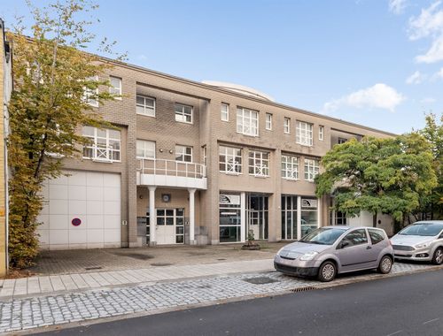                                         Appartementsgebouw te koop in Merksem, € 2.600.000
