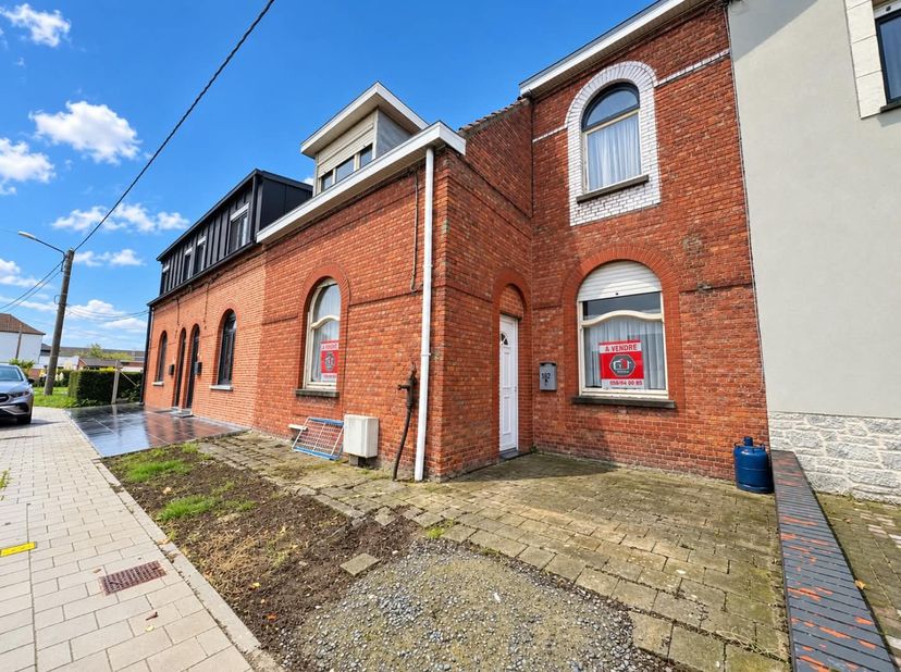 Huis te koop in ,
                    7711 Dottenijs