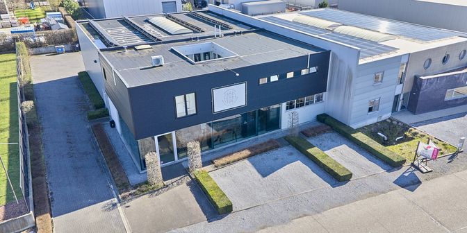 Bien professionnel à vendre à KMO-zone Molenheide 4032, 3520 Zonhoven