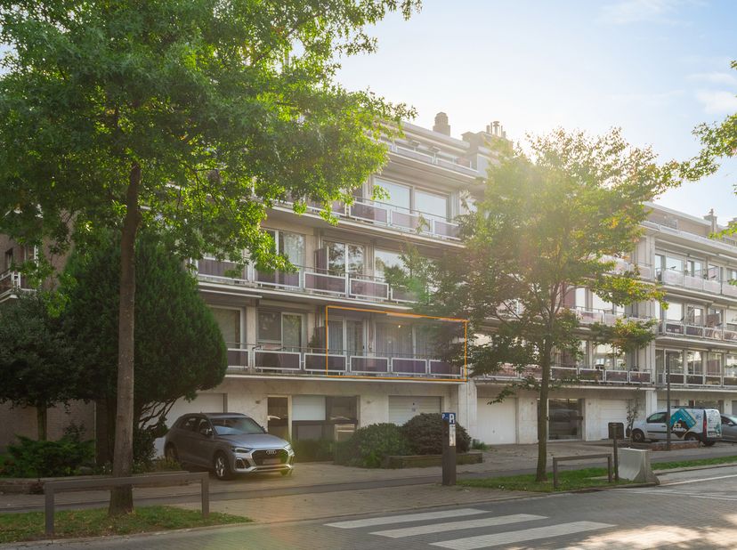 Appartement te koop in Schotensesteenweg 190 190 bus 1R,
                    2100 Deurne