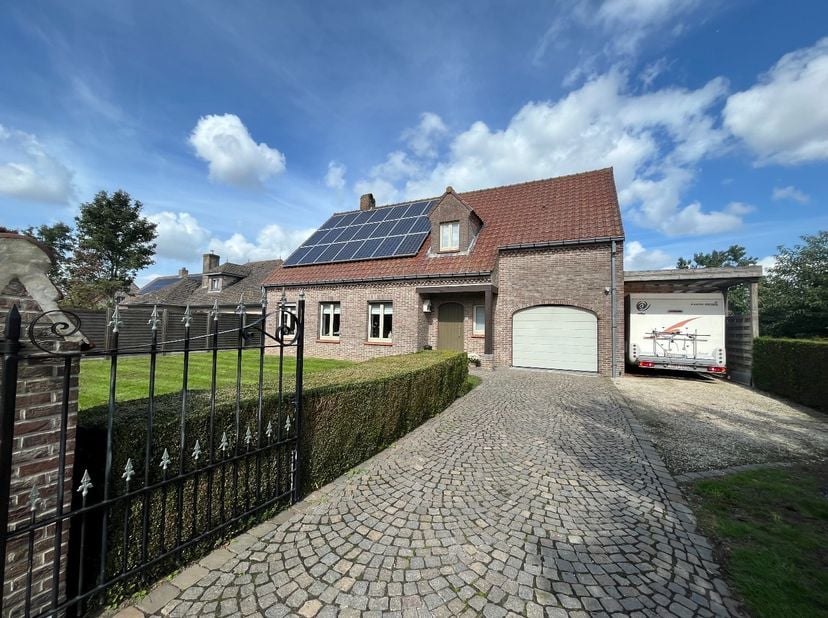 Huis te koop in Veldstraat 20 - B,
                    8340 Sijsele