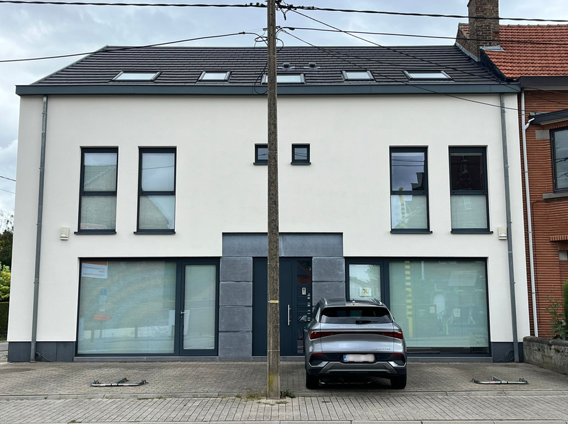 Bien professionnel à vendre à Hannuitsesteenweg 224,
                    3300 Bost