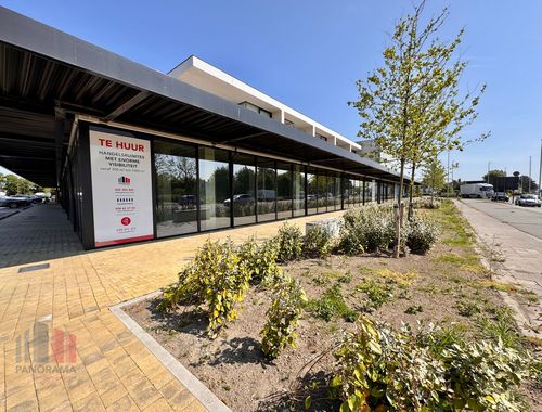                                         Bien commercial à louer à Veurne, € 13.160
