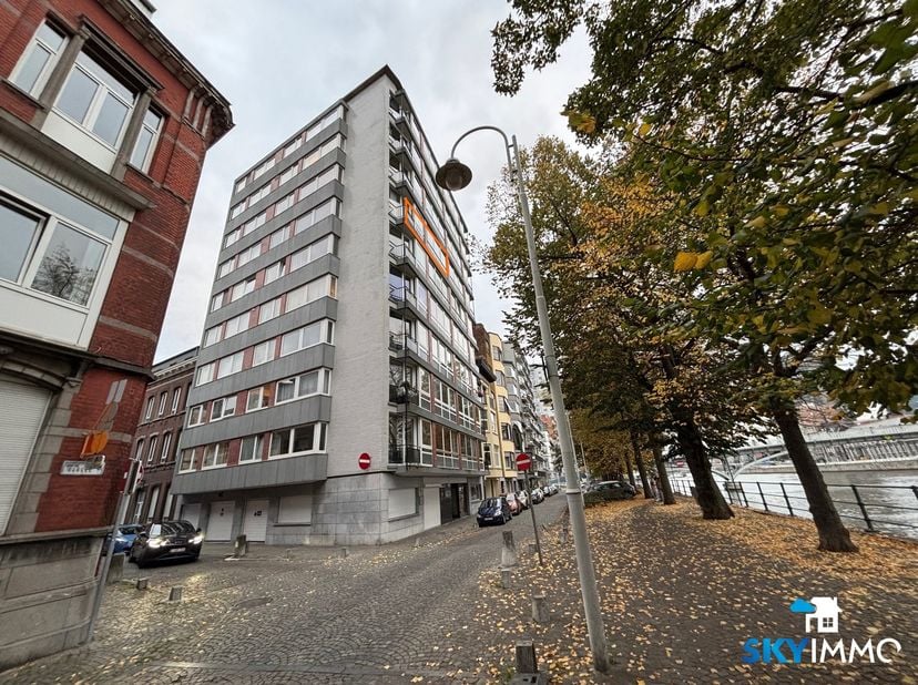 L'agence SKYIMMO vous propose ce joli appartement avec une vue panoramique d'une superficie habitable de 57m² idéalement situé proche de toutes commod