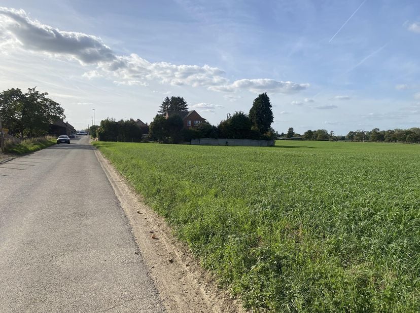 Grond te koop in Hemelrijk 25,
                    3800 Brustem