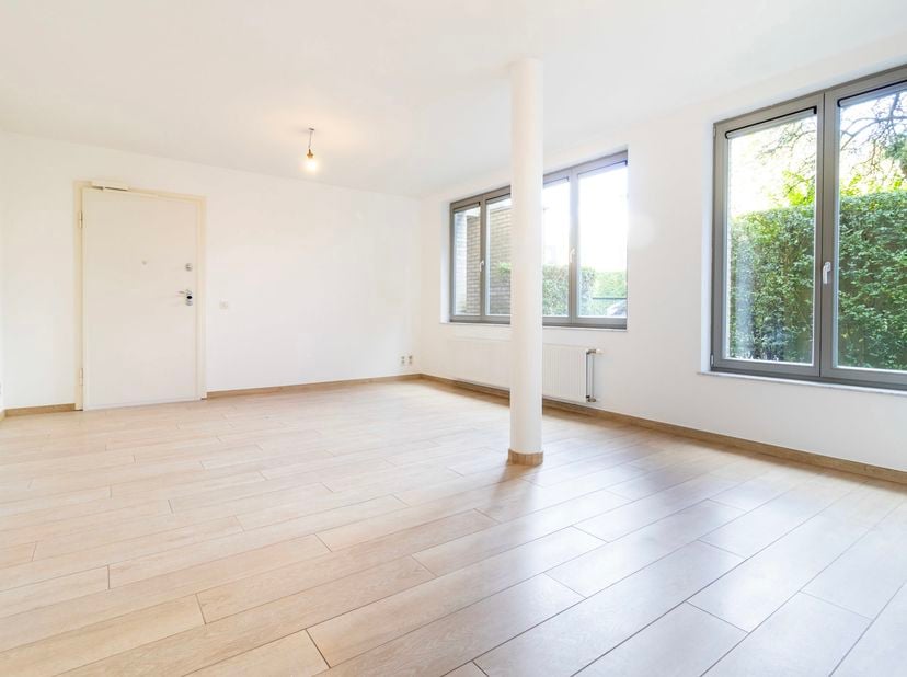 Bien professionnel à vendre à Avenue Charles Brassine 50,
                    1160 Auderghem