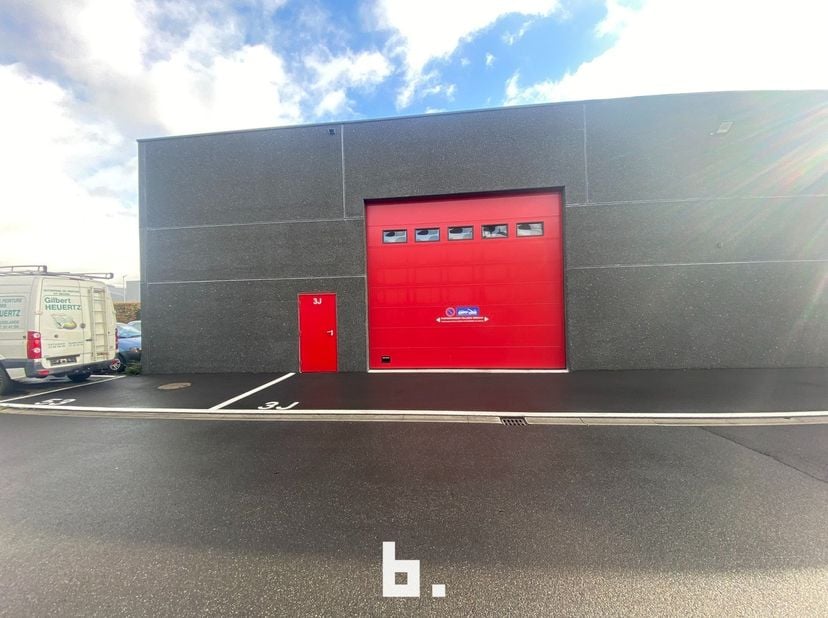 Bedrijfsvastgoed te huur in Lieven Bauwensstraat 3 bus L,
                    8200 Sint-Andries
