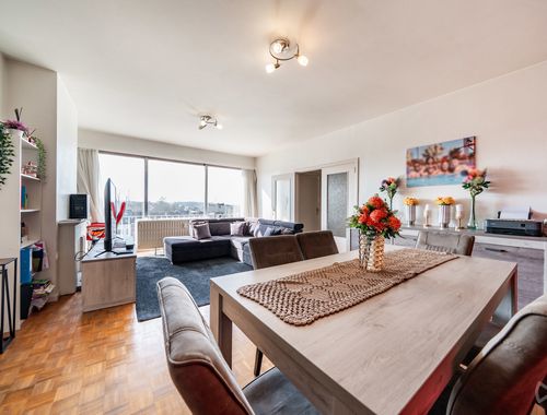                                         Appartement à vendre à Uccle, € 315.000
