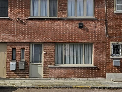                                         Rijwoning te koop in Melle, € 250.000
