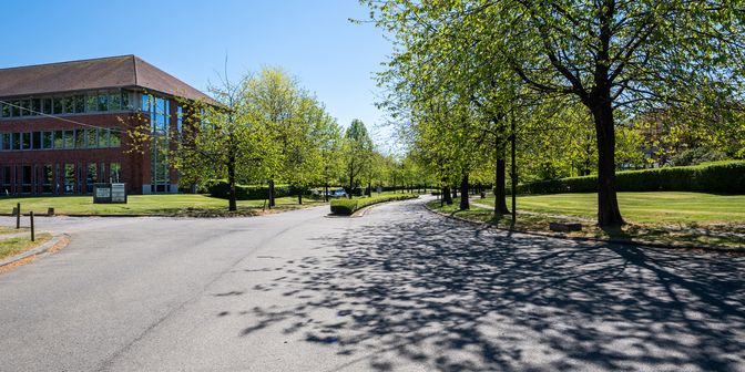 Bedrijfsvastgoed te koop in 1410 Waterloo