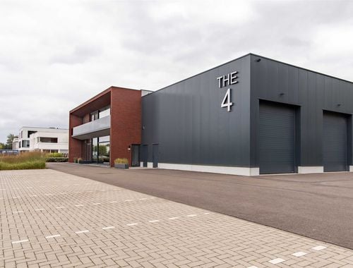                                         Magazijn met bureel te koop in Hulshout, € 990.000
