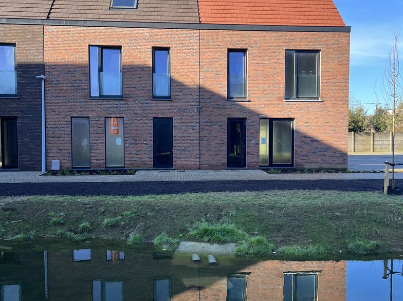 Maison à louer
                    à 8540 Deerlijk