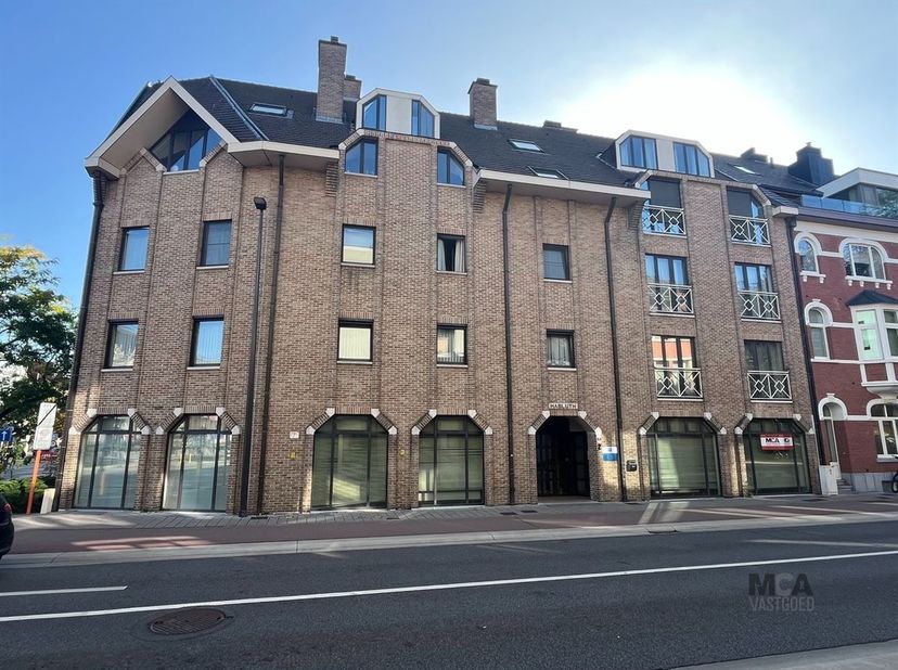 Bedrijfsvastgoed te koop in Guffenslaan 25,
                    3500 Hasselt