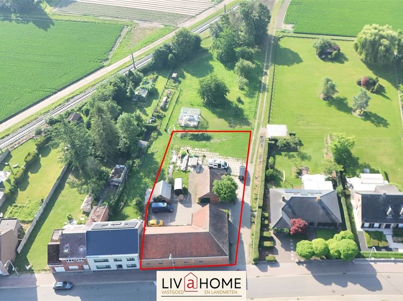 Vergunde projectgrond (3 bouwloten) te Heffen <br />
<br />
Bent u op zoek naar een interessant vastgoedproject met onmiddellijk ontwikkelingspotent