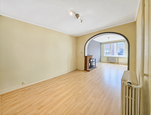                                         Appartement te koop in Etterbeek, € 375.000

