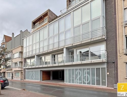                                         Box à vendre à Knokke, € 65.000
