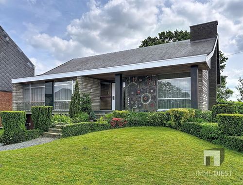                                         Villa à vendre à Scherpenheuvel, € 438.000
