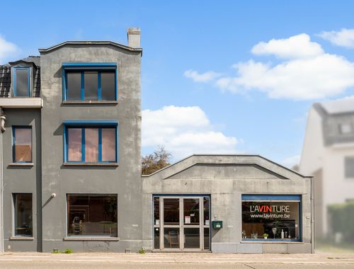                                         Bien commercial à vendre à Assebroek, € 370.000
