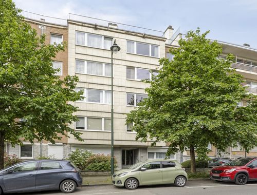                                         Appartement à vendre à Jette, € 295.000
