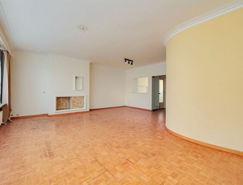                                         Appartement te koop in Wilrijk, € 225.000
