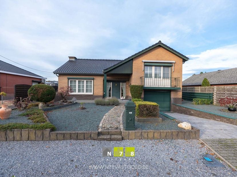 Maison à vendre
                    à 3670 Ellikom