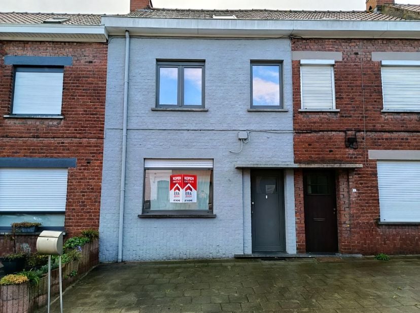 Huis te koop in Tuinwijk 42,
                    8930 Lauwe