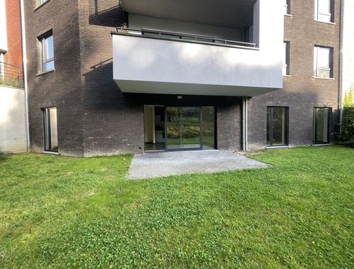                                         Appartement à louer à Enghien, € 1.250
