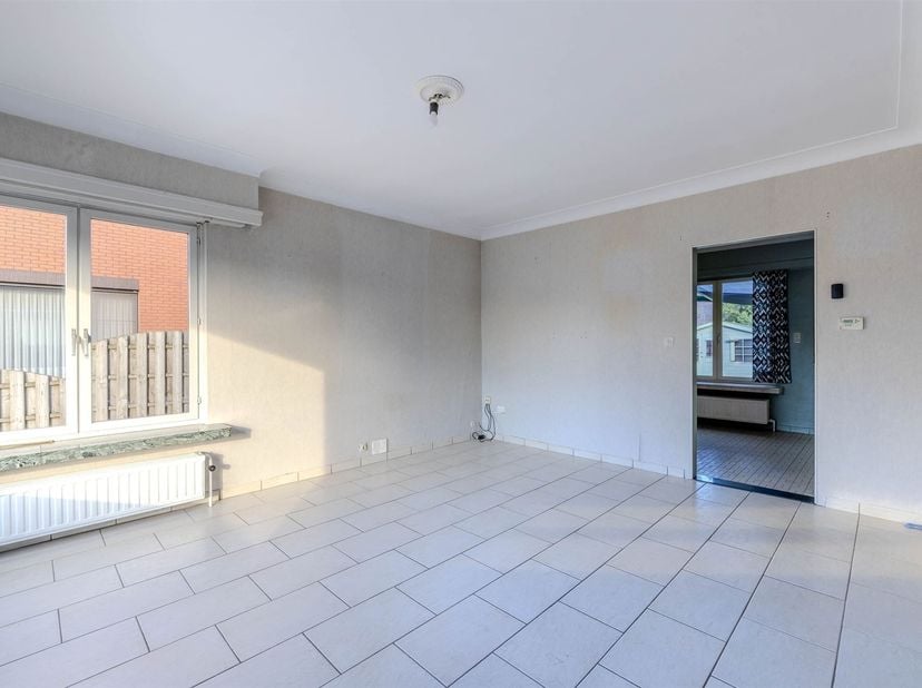 3 slpk HOB met tuin en garage<br />
<br />
Ligging: Gelegen in het centrum van Lille met alle faciliteiten (winkels, scholen, openbaar vervoer, ...)
