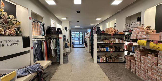 Bedrijfsvastgoed te huur in Statielei 19, 2640 Mortsel