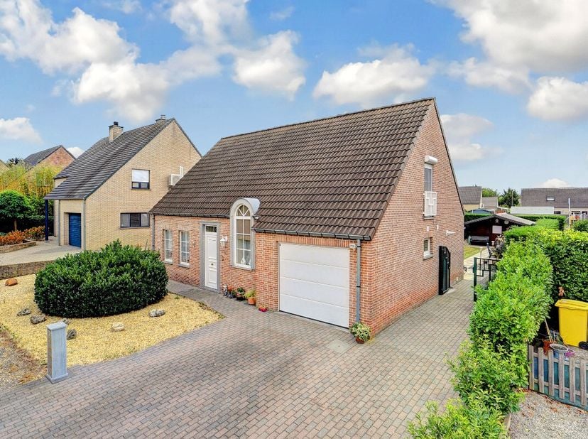 Huis te koop in Renaat Woutershof 17,
                    3460 Bekkevoort