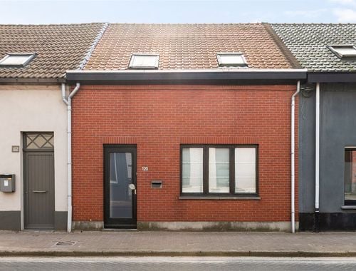                                         Woning te koop in Ekeren, € 235.000
