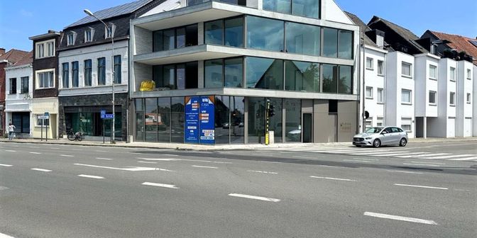 Bedrijfsvastgoed te koop in Stationsplein 61 bus 0.1, 8770 Ingelmunster
