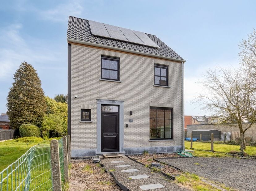 Maison à vendre
                    à 9320 Erembodegem