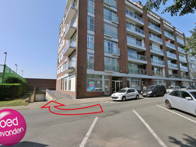 Garage à vendre
                    à 3700 Tongeren