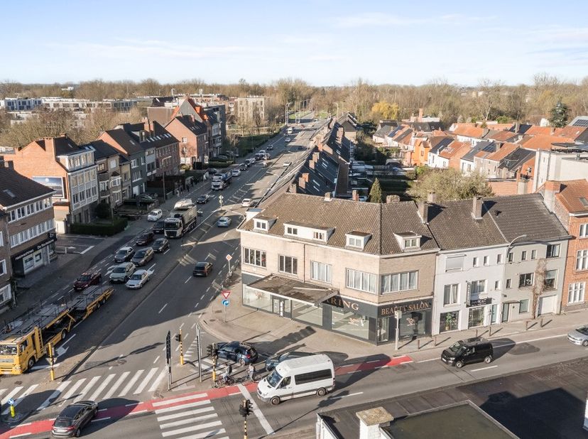 Bedrijfsvastgoed te koop in Rooigemlaan 151-153,
                    9000 Gent