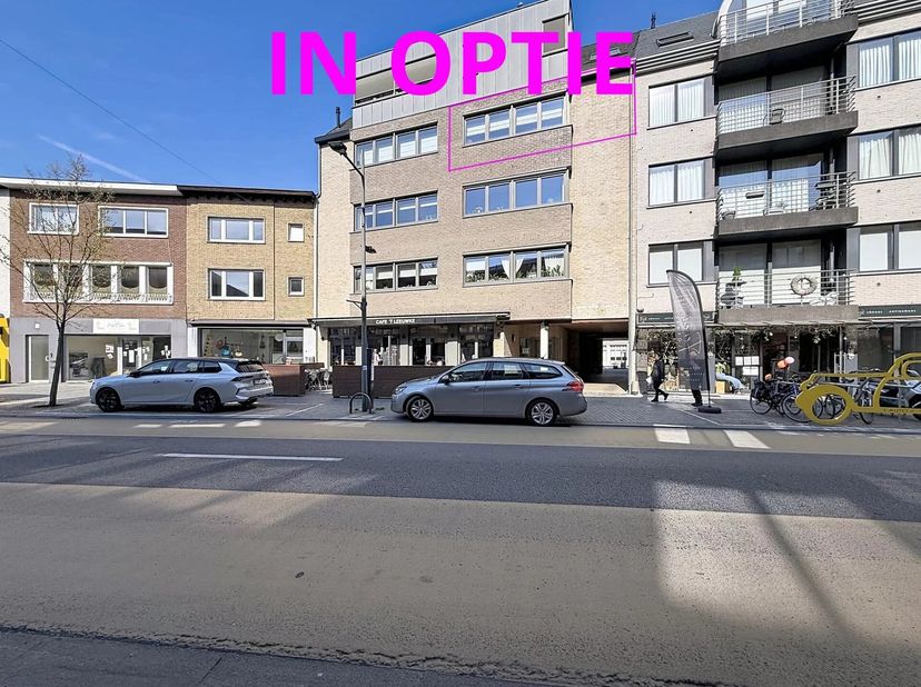 Dit appartement is gelegen in het hartje van Mol-centrum in Residentie Eden. Een kleinschalige residentie met 6 appartementen.<br />
Er is een lift aa