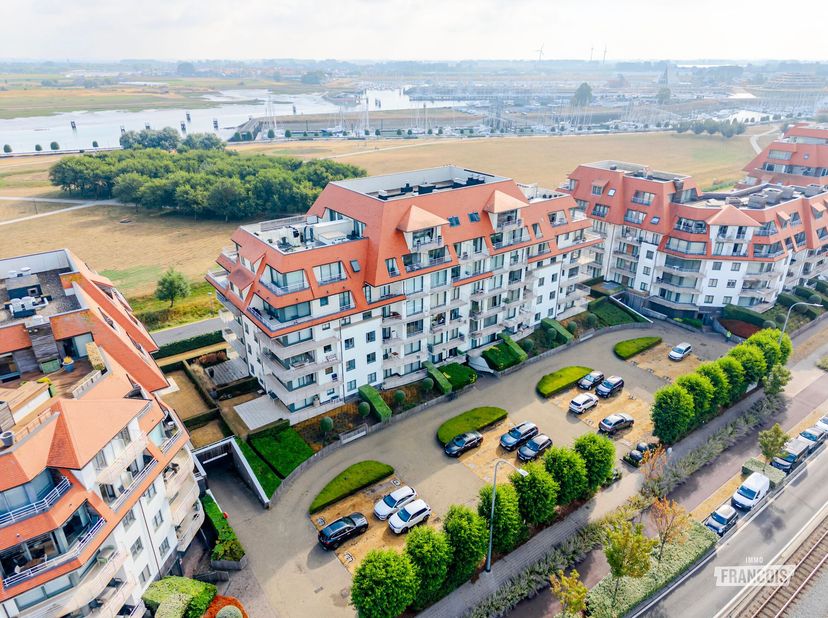 Appartement te koop in Albert I Laan 64a bus 0006,
                    8620 Nieuwpoort