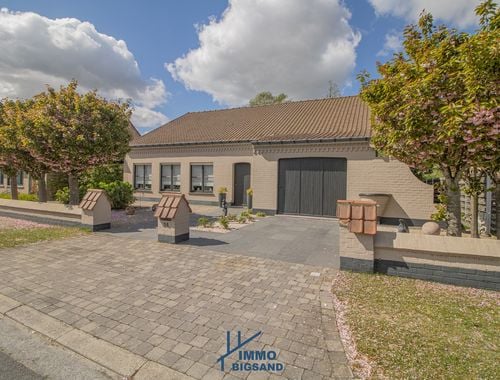                                         Bungalow te koop in Wervik, € 349.000
