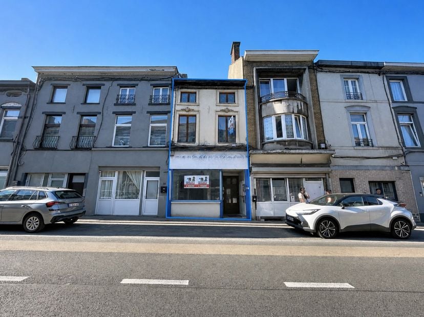 Appartement à vendre à Chaussée de Fleurus 35,
                    6060 Gilly