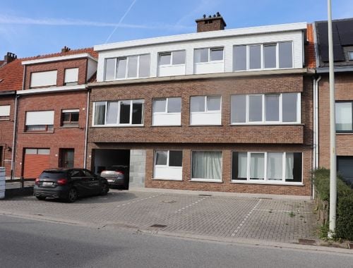                                         Appartement à louer à Reet, € 835
