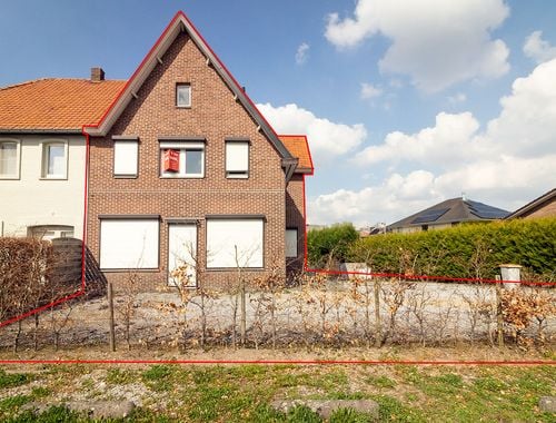                                         Woning te koop in As, € 150.000
