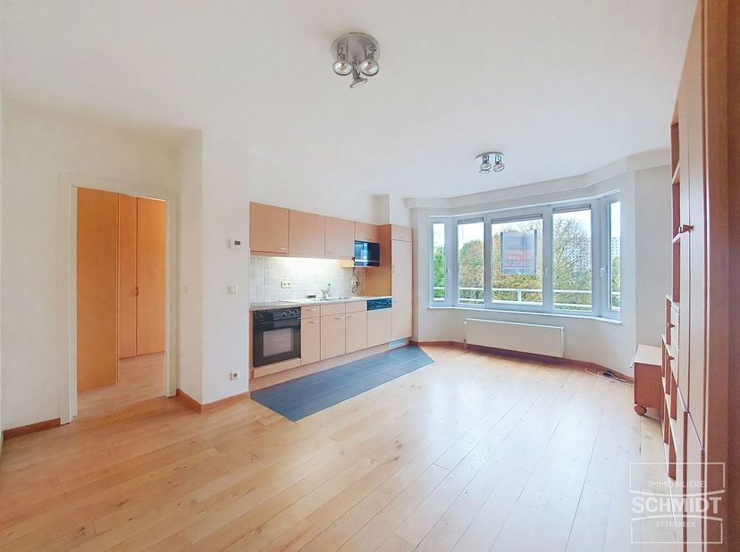 Appartement te huur in ,
                    1200 Sint-Lambrechts-Woluwe