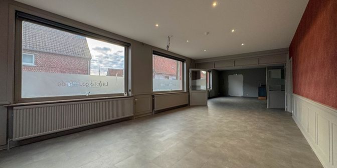 Bedrijfsvastgoed te huur in Rue René Lefebvre 28 bus 01, 7522 Lamain