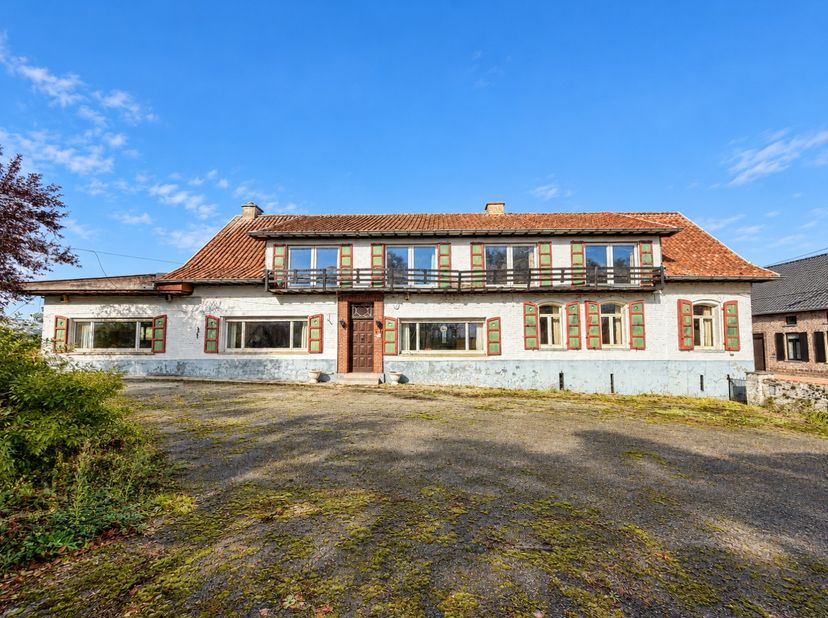 Huis te koop in Steenweg 22,
                    9660 Parike