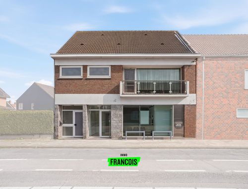                                         Bâtiment commercial à vendre à Oostvleteren, € 399.000
