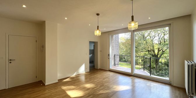 Appartement te huur in Rue Defacqz 134, 1060 Sint-Gillis